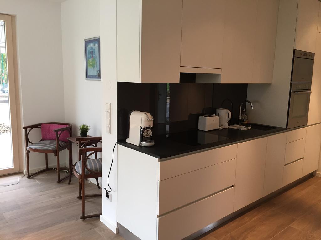 Vienna Garden Residence Luaran gambar