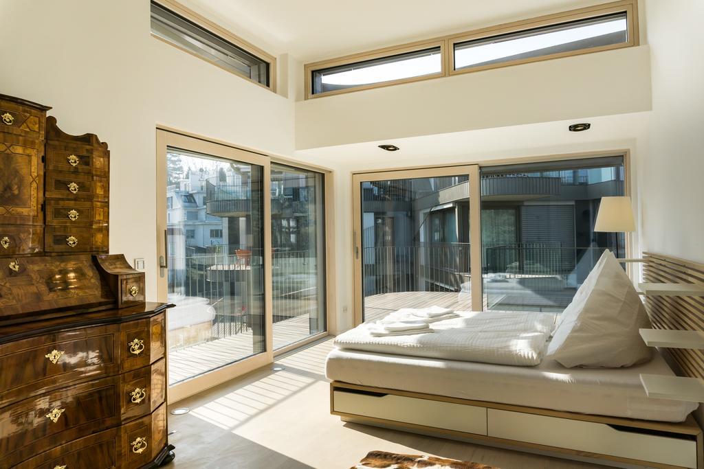 Vienna Garden Residence Luaran gambar