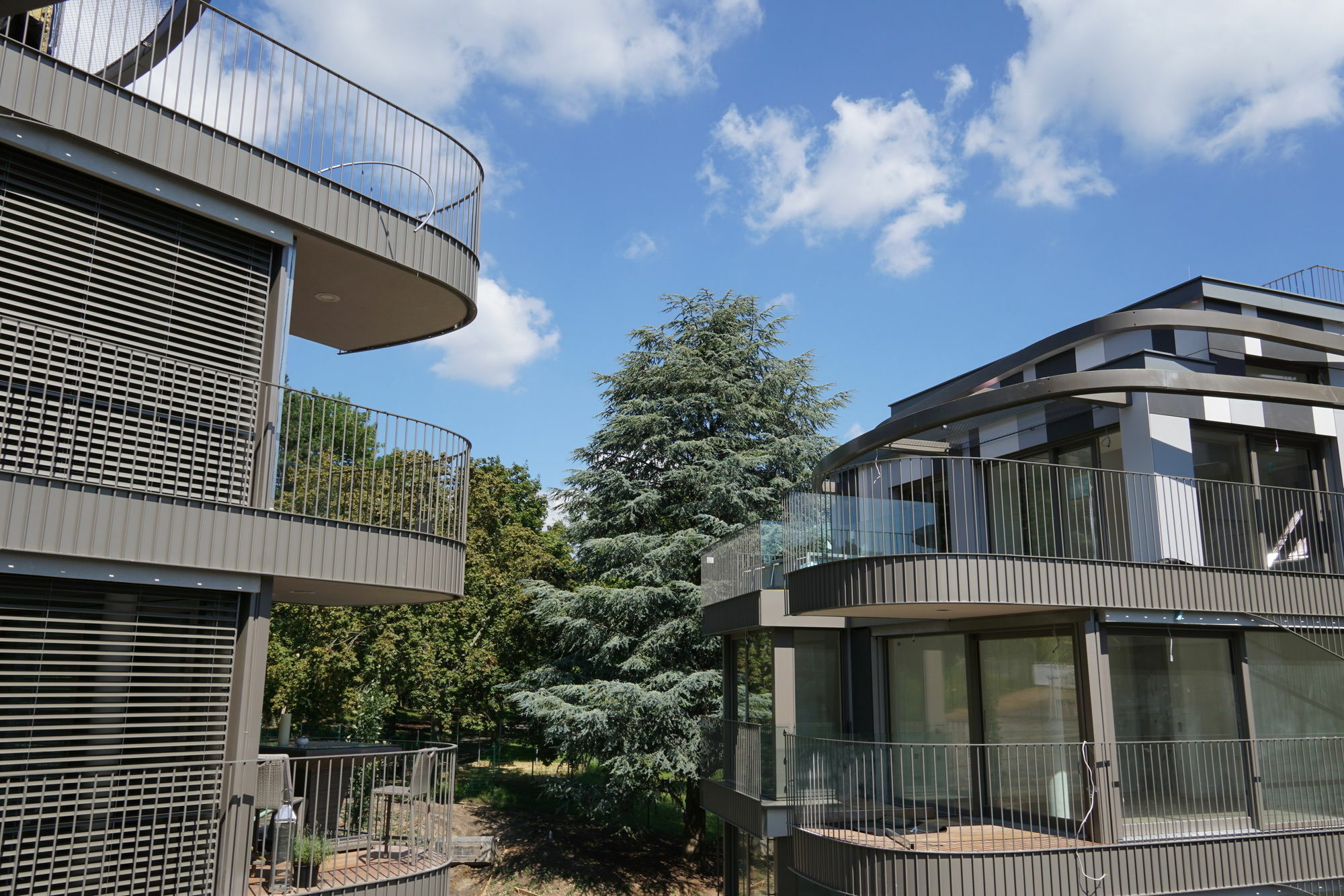 Vienna Garden Residence Luaran gambar