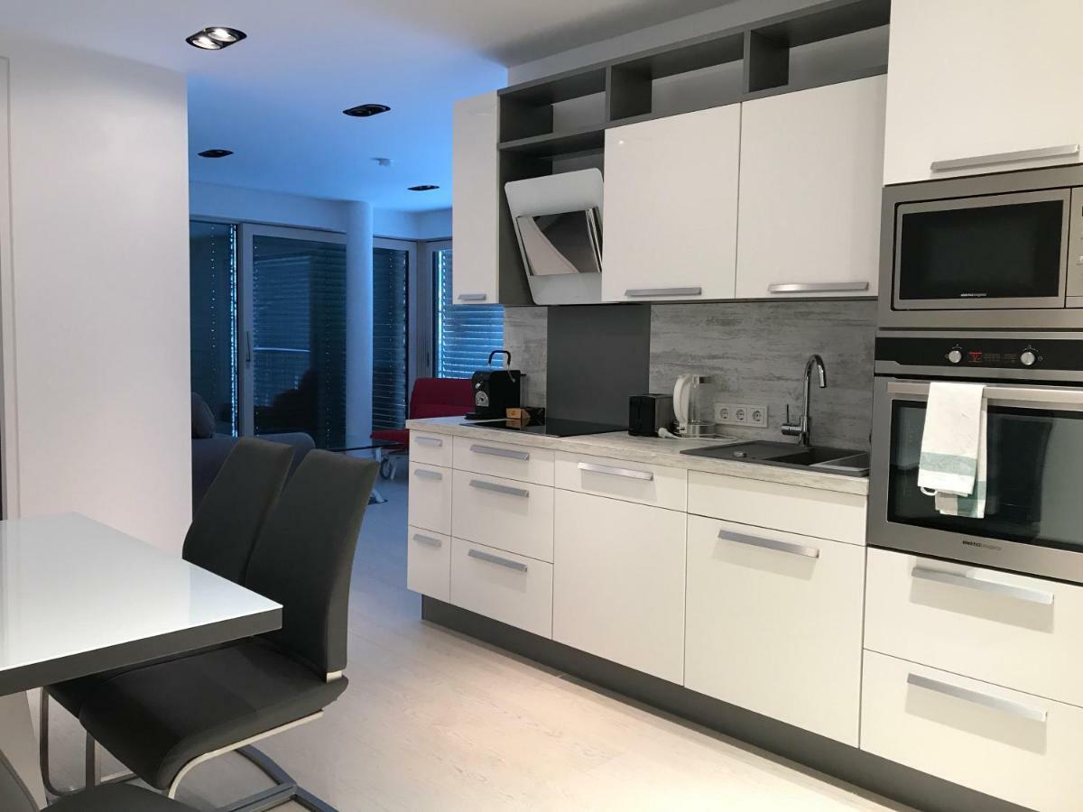 Vienna Garden Residence Luaran gambar