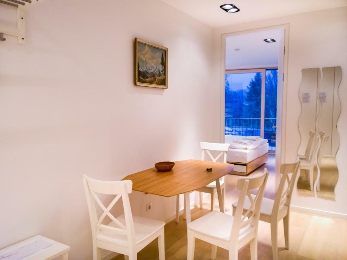 Vienna Garden Residence Luaran gambar