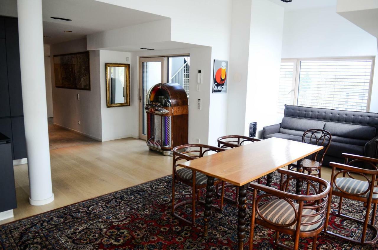 Vienna Garden Residence Luaran gambar