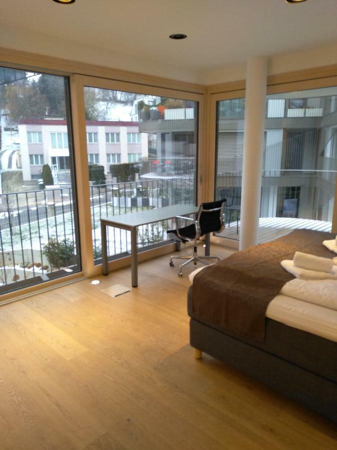 Vienna Garden Residence Luaran gambar
