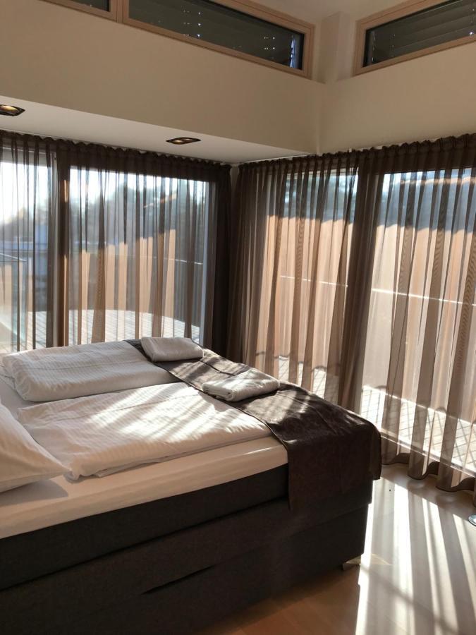 Vienna Garden Residence Luaran gambar